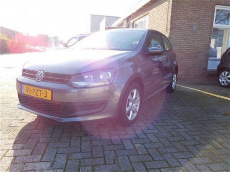 Volkswagen Polo - 1.4 Comfortline Navi - 1