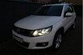 Volkswagen Tiguan - 1.4 TSI Sport&Style incl. 6 maanden BOVAG garantie en van eerste eigenaar - 1 - Thumbnail