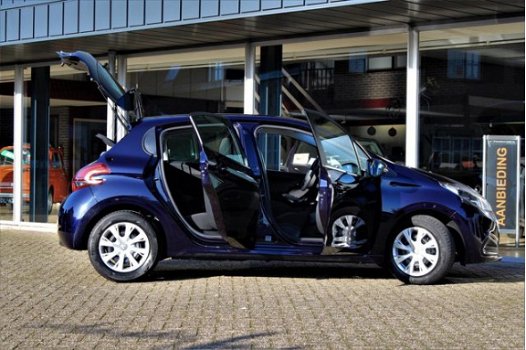 Peugeot 208 - 1.2 82pk AUT. 5drs ✅NAP| Navi| Orig. NL| 9-2017| 1e eig.| Airco| Cruise| Audio met BT| - 1