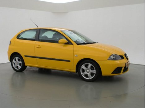 Seat Ibiza - 1.2 12V TRENDSTYLE + AIRCO / CRUISE / LMV / BLUETOOTH AUDIO - 1