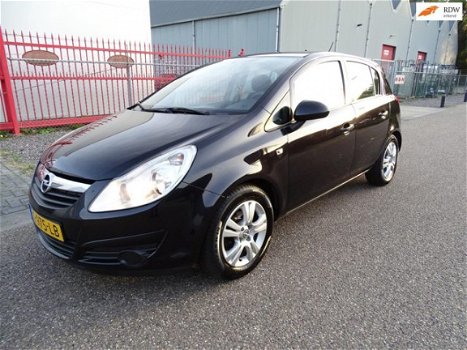 Opel Corsa - 1.0-12V Essentia 5-drs 