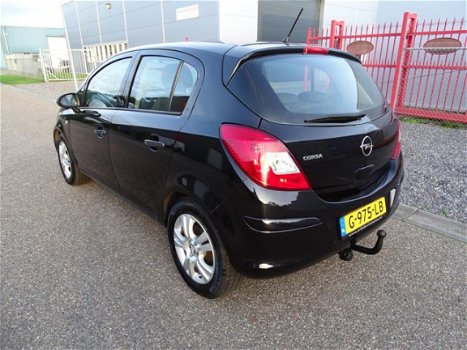 Opel Corsa - 1.0-12V Essentia 5-drs 