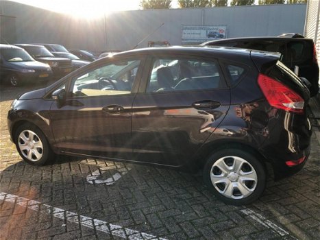 Ford Fiesta - 1.25 Limited 5-deurs airco elektrische ramen+spiegels dealeronderhoud usb aux cd eerst - 1