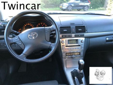 Toyota Avensis Wagon - 1.8 16v VVT-i LUNA ECC NAVI LMV - 1