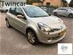 Renault Clio - 2.0 16V AUT.5-D INITIALE PARIS LEDER ECC - 1 - Thumbnail