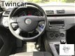 Volkswagen Passat Variant - 1.6 TRENDLINE AIRCO CRUISE - 1 - Thumbnail