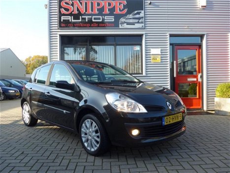 Renault Clio - 1.2 TCE Collection -5DRS.-AIRCO-CRUISE-LMV-PDC ACHTER - 1