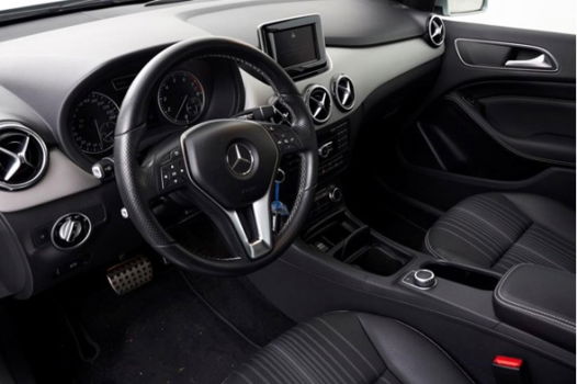 Mercedes-Benz B-klasse - 180 Ambition | Automaat | Xenon | Navi | RIJKLAARPRIJS incl. 6mnd garantie - 1