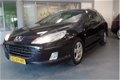 Peugeot 407 SW - 1.8-16V ST INCL APK EN NIEUWE DISTRIBUTIE. TREKHAAK, NAVI, PANODAK - 1 - Thumbnail