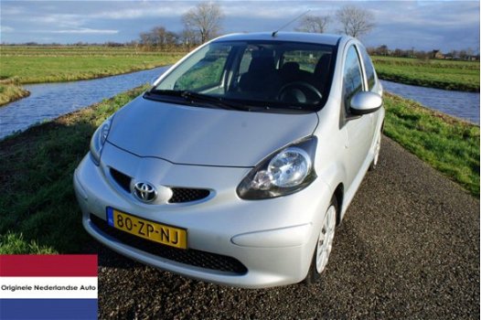 Toyota Aygo - 1.0-12V Automaat Airco 5Deurs - 1