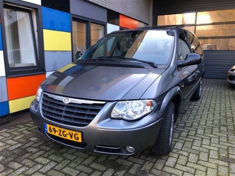 Chrysler Grand Voyager - 3.3i V6 SE Luxe - 1