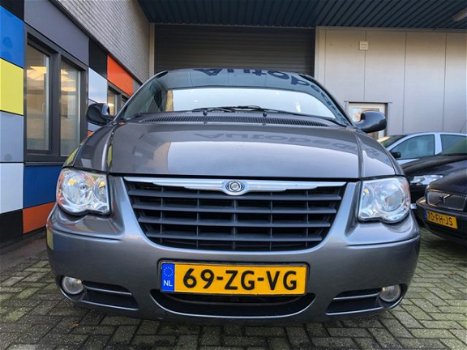 Chrysler Grand Voyager - 3.3i V6 SE Luxe - 1