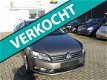 Volkswagen Passat Variant - 2.0 TDI Comfortline BlueMotion Met Douche brief (export) - 1 - Thumbnail