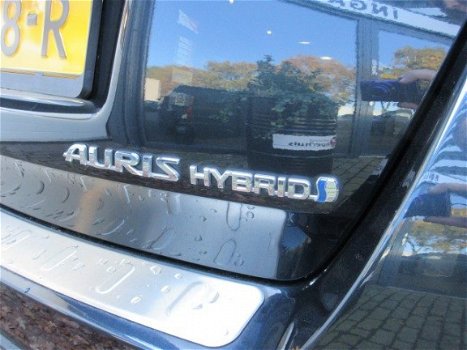 Toyota Auris Touring Sports - 1.8 Hybrid Lease NIEUW MODELCAMERA/PANODAK/NAVI - 1