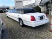 Lincoln Town Car - 4.6 Signature Limosine - 1 - Thumbnail