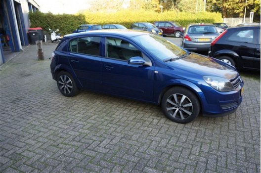 Opel Astra - 1.4 Enjoy nieuwe distributie ketting - 1