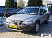 Volvo XC70 - 2.5T Automaat Cross Country 2003 Youngtimer - 1 - Thumbnail