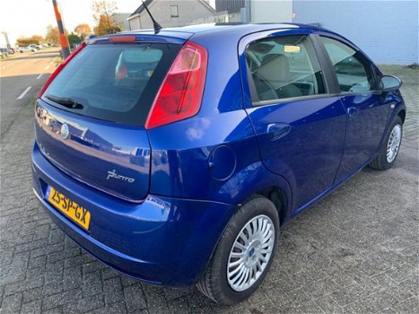 Fiat Grande Punto - 1.2 Dynamic APK NIEUW 17-11-2020 Airco 5 deurs - 1