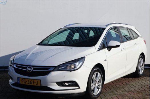 Opel Astra Sports Tourer - 1.6 CDTI 111pk 6bak, Online Edition, Groot Navigatie, Airco, Cruise, Lmv, - 1