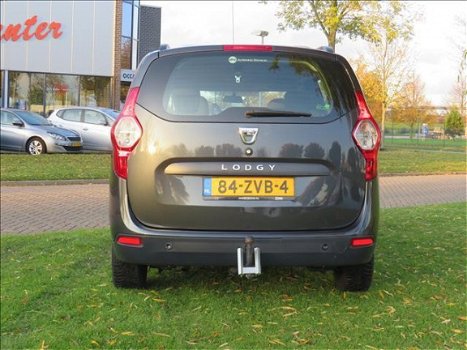 Dacia Lodgy - 1.5 dCi Lauréate *NL-AUTO* TREKHAAK PARKEERSENSOREN DEALER ONDERHOUDEN - 1