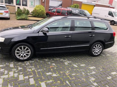 Volkswagen Passat Variant - 2.0 FSI Comfortline - 1