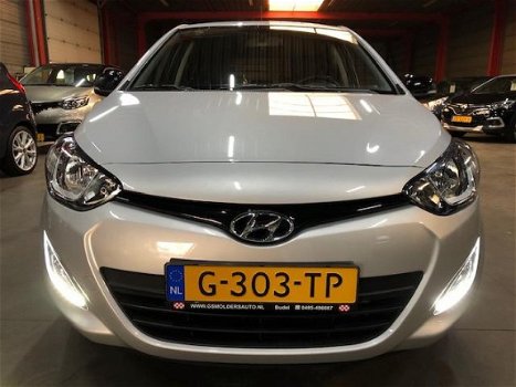 Hyundai i20 - , Clima, cruise control, Led, parkeersensoren, half leder - 1