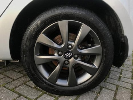 Hyundai i20 - , Clima, cruise control, Led, parkeersensoren, half leder - 1