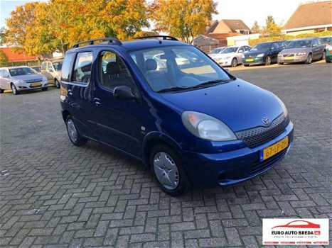 Toyota Yaris Verso - 1.3 16v VVT-i Linea Luna E - 1