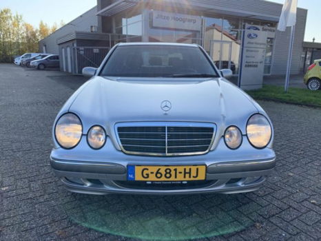 Mercedes-Benz E-klasse - 200 K. Elegance Automaat, NIEUWSTAAT * 74731 KM ORIGINEEL - 1