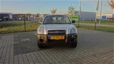 Hyundai Tucson - 2.0i Active Version 2WD | Trekhaak | Airco