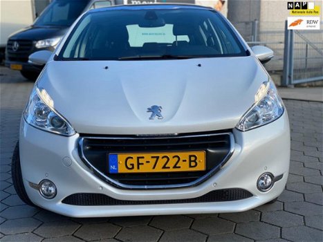 Peugeot 208 - 1.6 BlueHDi Blue Lease Premium //Excusieve uitv // 71.d km Nap // - 1