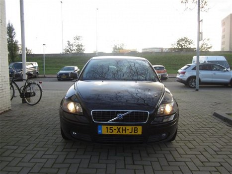 Volvo S40 - 2.4i - 1