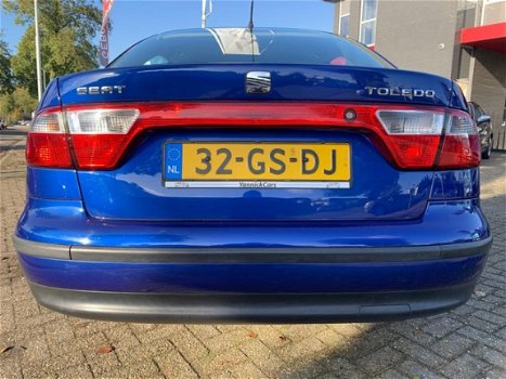 Seat Toledo - 1.6-16V Stella Airco 5drs. APK Blauw - 1