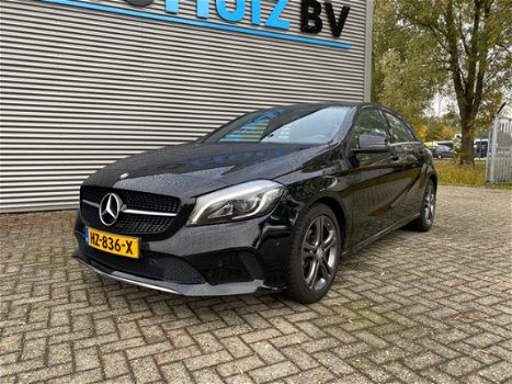 Mercedes-Benz A-klasse - 180 d Ambition LED Navigatie Sportstoelen PDC BTW Auto - 1