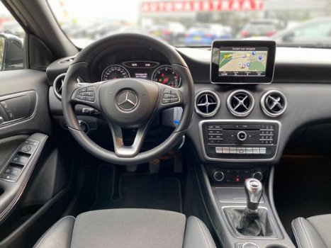 Mercedes-Benz A-klasse - 180 d Ambition LED Navigatie Sportstoelen PDC BTW Auto - 1