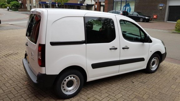 Citroën Berlingo - GB 1.6 BlueHDi 75pk 2pl Club Economy Airco/Bleutooth/Cruise controle rijklaarprij - 1