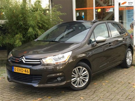 Citroën C4 - Exclusive 130pk *glazen dak*navigatie*trekhaak*53.188km - 1