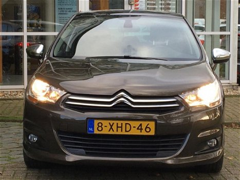 Citroën C4 - Exclusive 130pk *glazen dak*navigatie*trekhaak*53.188km - 1