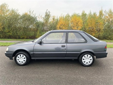 Peugeot 309 - 1.4i XL Magnum , nieuwe apk , inruil mogelijk - 1