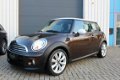 Mini Mini Cooper - 1.6 Business Line /Rijklaar/Navigatie/Panoramadak/Half leer/Harman en Kardon/Luxe - 1 - Thumbnail