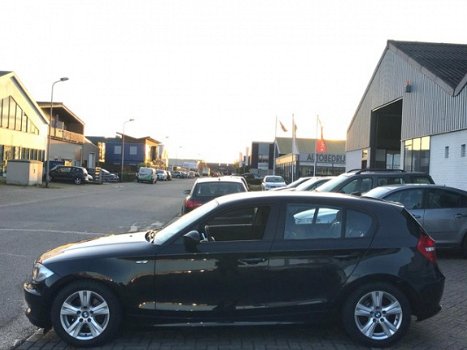 BMW 1-serie - 116i High Executive 4x El. raam/ MFC/ NAP/ APK - 1