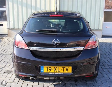 Opel Astra GTC - 1.4 Executive, Half leder, Navi, CruiseControl, Zwart metallic 1.4 Executive - 1