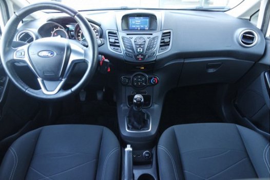 Ford Fiesta - 1.0 65 PK White Edition | Autotelefoonvoorbereiding met bluetooth | Navigatiesysteem | - 1