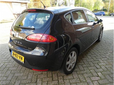 Seat Leon - 1.6 Stylance Airco / Dealeronderhouden - 1