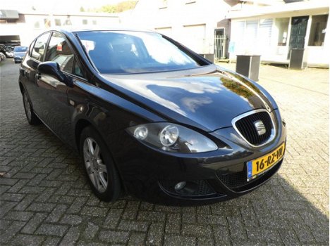 Seat Leon - 1.6 Stylance Airco / Dealeronderhouden - 1