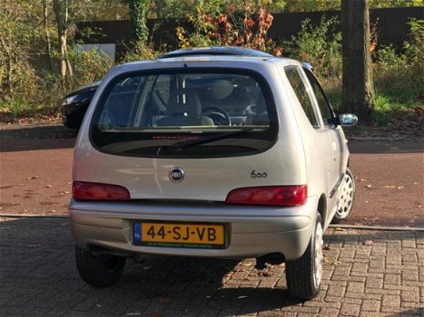 Fiat Seicento - 1.1 Young Nieuwe ApkStuurbekrachtiging/Elec ramen - 1