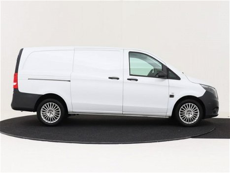 Mercedes-Benz Vito - 111 CDI Lang 320L L2H1 17 INCH LICHTMETALEN VELGEN AIRCONDITIONING CRUISE CONTR - 1