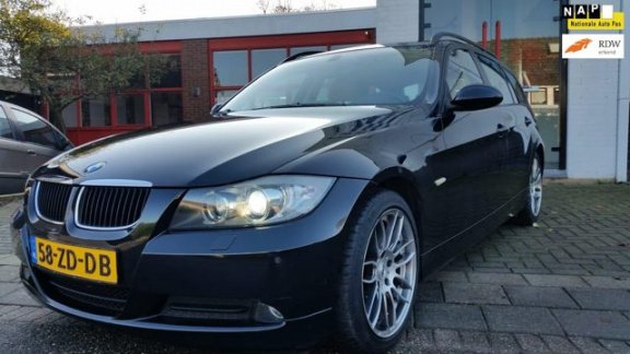 BMW 3-serie Touring - 318i Business Line Vol leder xenon navi lm velgen origineel nl nap - 1