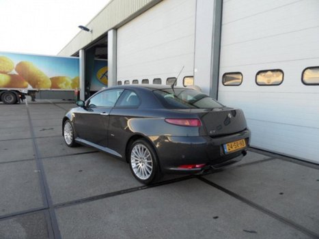 Alfa Romeo GT - 2.0 JTS Distinctive Selespeed Prima staat - 1