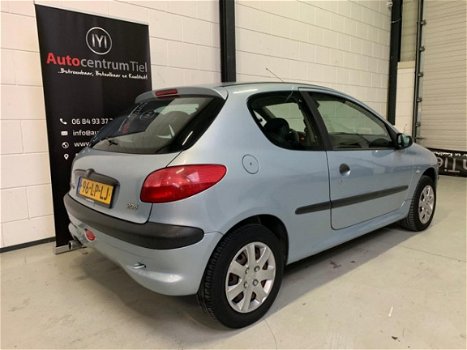 Peugeot 206 - 1.4 Gentry Premium * Airco * NAP * APK - 1